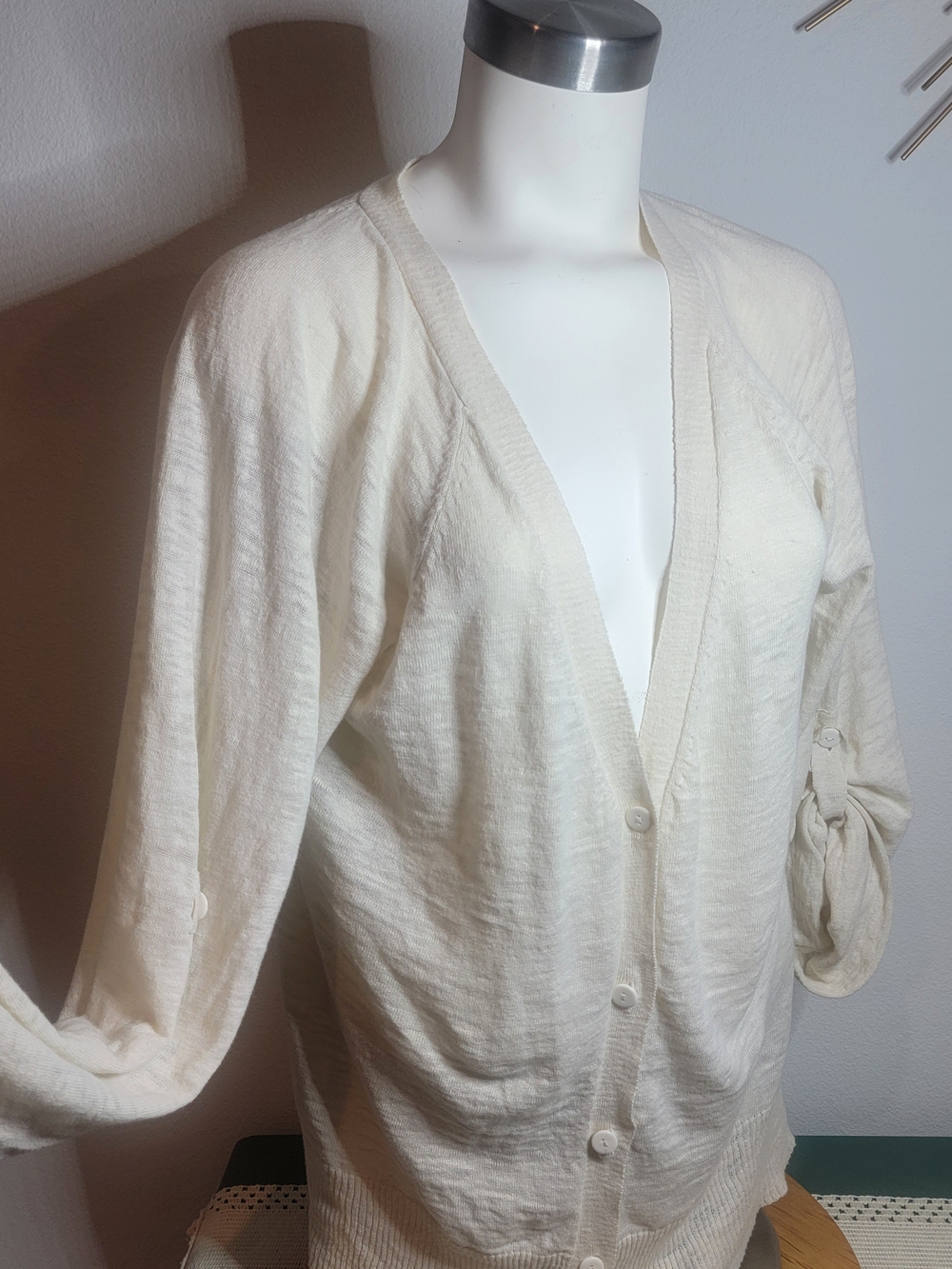 Kenneth COLE Cream V-Neck Button Cardigan Sweater SZ L